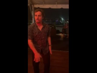 dancing king